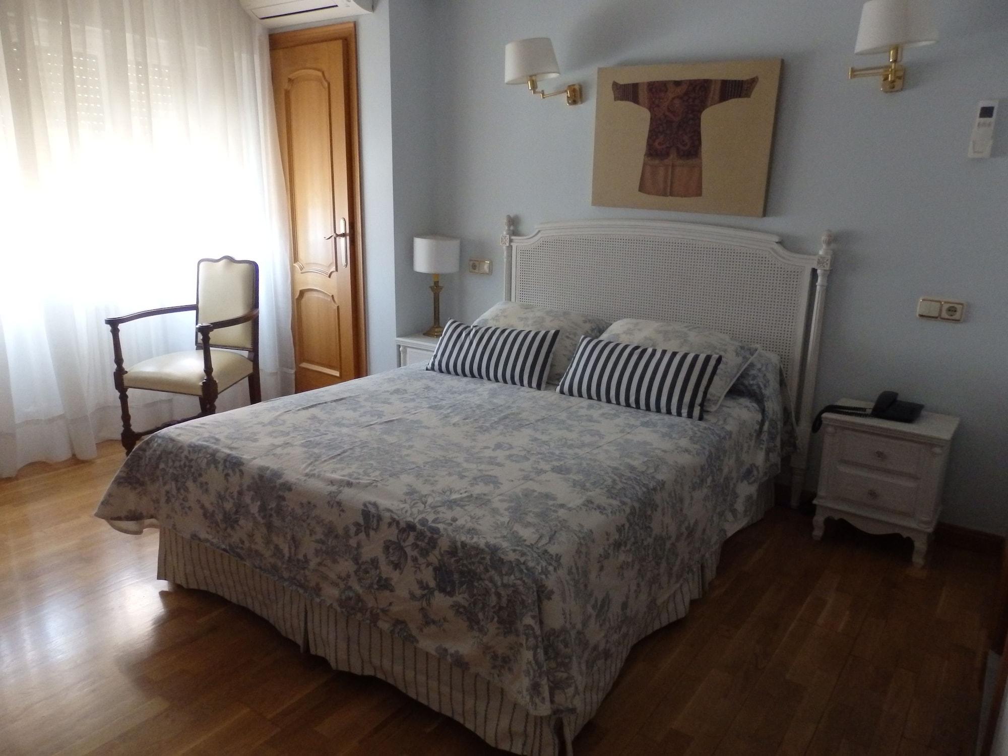 Hotel Aranda Аранда де Дуеро Екстериор снимка