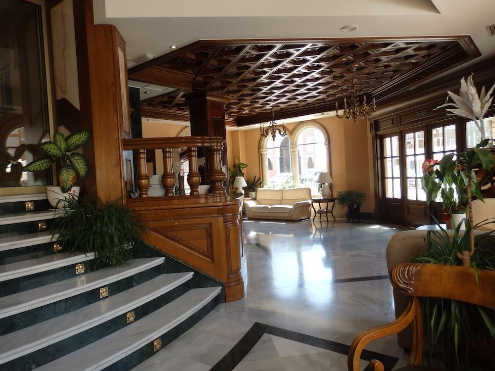 Hotel Aranda Аранда де Дуеро Екстериор снимка